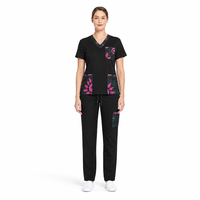 Ensemble de blouses médicales pour femmes à imprimé africain, haut à col en V et manches courtes avec poches à imprimé, pantalon droit, tenue de travail médicale
