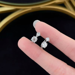 <span class=keywords><strong>Pendientes</strong></span> de Oro Blanco de 18K con Diamantes Cultivados en Laboratorio, Corte Princesa, Cuatro Puntas, Certificación IGI, 0.322ct, Piedras Laterales - Product Image 3