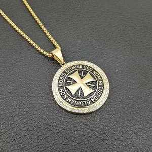 Hip-Hop Schwarze Tempelritter Anhänger Wasserdicht Anlauffreier Edelstahl Schmuck Halsketten Vergoldet für Männer - Product Image 4