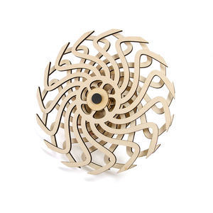 Patung Kinetik Kayu Baru Bentuk Kincir Angin, Seni Ukiran Dinding untuk Rumah dan Ruang Tamu, Dekorasi Gantung Dinding yang Aman - Product Image 2