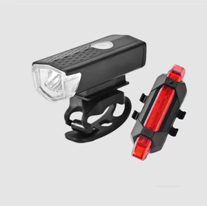Lampe de vélo rechargeable par USB, lampe de cyclisme LED super lumineuse 300LM, étanche IPX6, 4 modes pour la conduite avant/arrière en extérieur - Product Image 4