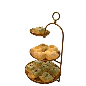 Soporte de Metal Dorado de 3 Niveles para Servir Postres, Bandeja para Exhibir Pasteles, Soporte para Servir Dulces, para el Hogar, Restaurantes, Hoteles y Eventos - Product Image 1