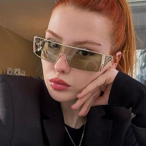 แว่นกันแดดแฟชั่น Y2K สไตล์สาวฮอต ป้องกันแสงแดดและรังสียูวี UV400 แว่นกันแดดโลหะ ขายส่ง - Product Image 5