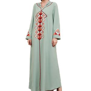 Vestido étnico informal urbano con capucha de estilo coreano de moda verde bordado de manga larga para <span class=keywords><strong>mujer</strong></span> de talla grande de 10% y 2017 - Product Image 1
