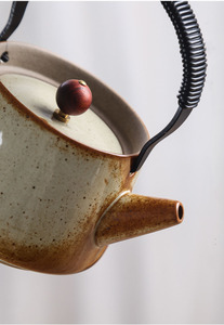 Japanese Kungfu Tea Creative Coarse Pottery Retro Lifting Beam Pot Small <b>Teapot</b> - Product Image 6