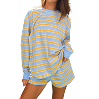 Ensemble deux pièces rayé personnalisé avec logo pour femme : T-shirt ample à col rond et manches longues et pantalon – Tenue décontractée