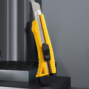 Cuchillo utilitario Big Iron 80 de 15x3.7 cm, amarillo, hoja de 18 mm, cortador de papel de alta calidad para oficina y uso diario - Product Image 5