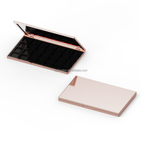 Palette de fards à paupières en plastique cosmétique avec 28 fards de différentes couleurs, emballage personnalisé, rose doré métallisé, compact de maquillage