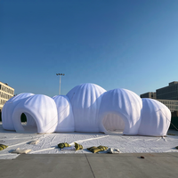 Offre Spéciale : Nuage Gonflable Géant en Peluche/Tissu Oxford avec Éclairage LED – Nuage Commercial Gonflable Suspendu pour Décoration
