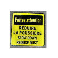 Panneau de signalisation Matériau en feuille d'aluminium durable Rappel de sécurité routière Panneau d'arrêt Panneau d'avertissement Couleur personnalisée Triangulaire