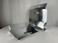 Sacs en papier de luxe personnalisés en carton miroir argenté, sacs cadeaux avec logo imprimé pour l'emballage de cosmétiques et de vêtements, matériau en papier