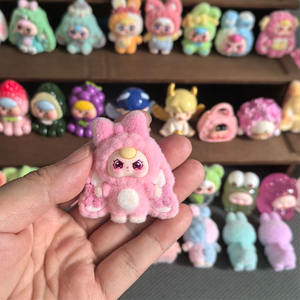 Lote al por Mayor de Figuras de Cabeza de Monstruo Miniatura de Dibujos Animados Kawaii, Lindas Muñecas de Conejo, Cuentas para Llavero, Colgante Hecho a Mano, Juguetes para Niños - Product Image 5