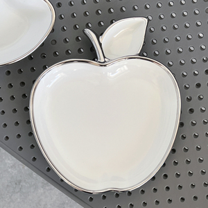 Nouveau design <span class=keywords><strong>assiette</strong></span> <span class=keywords><strong>blanche</strong></span> <span class=keywords><strong>argent</strong></span>ée de 8 pouces en forme de pomme et bol à pommes de 5 pouces adapté aux fours et lave-vaisselle - Product Image 5
