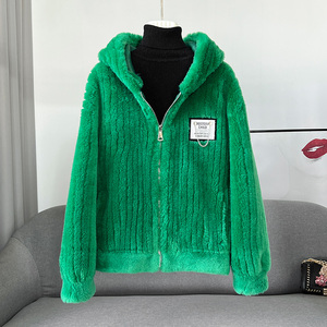Cappotto Invernale da Donna in Lana d'Agnello, <span class=keywords><strong>Giacca</strong></span> Corta Calda in Pelliccia di Pecora JT3309 - Product Image 3