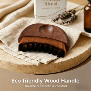 Brosse faciale en bois pour drainage lymphatique et exfoliation, forme ovale - Product Image 3