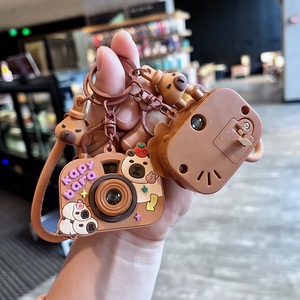 Porte-clés Capybara Mignon en Gros, Breloque de Sac en Silicone Kawaii, Pendentif de Voiture Dessin Animé OEM/ODM - Product Image 2