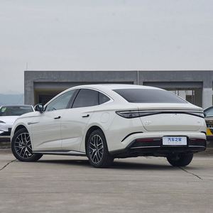 Offre Spéciale Chine Voitures BYD Seal 650km Longue Portée Charge Rapide Berline Véhicule Ev Voiture Électrique 2025 Véhicules Nouvelle Énergie Véhicule - Product Image 3
