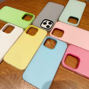 Coque de téléphone Apple 17 New Jelly, simple, couleur bonbon, TPU peint, pour iPhone 16 Pro - Product Image 1
