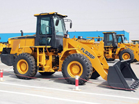 China 3-Tonnen-Kompaktradlader FL936F 92kW Frontlader mit Steinschaufel und Holzgreifer zum Verkauf