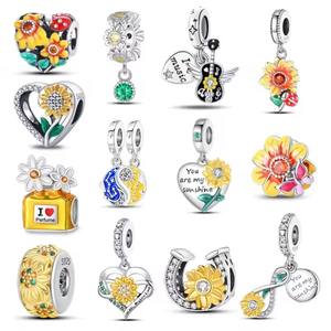 Nuevo Charm Cristiano 2025, Bonito Charm de Plata 925 con Colgante de Sol y Luna, Compatible con Pulsera/Collar Panda, Joyería de Lujo para Mujer, Regalo DIY - Product Image 1