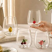 3D-geëmbossed fruitglas met grote buik, eivormig, kersen-, citroen- en aardbeipatroon, glazen waterglas