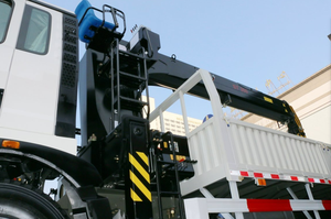 Truk Derek HOWO 6x4 Baru dengan Derek Teleskopik dan Derek Knuckle Boom untuk Dijual - Product Image 5