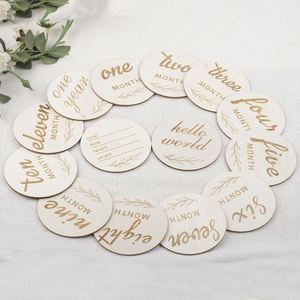 Hello World Plaques en bois pour annonces de naissance, accessoires photo, disques circulaires en bois, panneaux et cartes de jalons mensuels pour bébé - Product Image 1