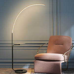Lampe Led <span class=keywords><strong>arc</strong></span> moderne avec base en marbre, intensité d'éclairage réglable, avec télécommande, design nordique, luminaire décoratif d'intérieur, idéal pour un salon, une chambre à coucher ou une salle d'étude - Product Image 1