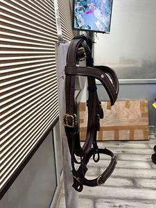 Équipement de course de chevaux de haute qualité Bride en cuir d'excellente qualité et support de jambe disponible en vrac - Product Image 6