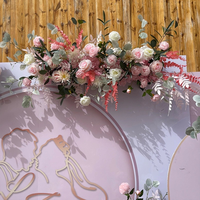 Personnalisez la fleur artificielle de mariage rose, ensemble d'arrangement floral rose vif de chemin de fleur de rangée de décoration de mariage