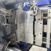 Machine de moulage par injection automatique à servo-moteur 160 tonnes pour la fabrication de seringues et de raccords de tuyaux en PVC