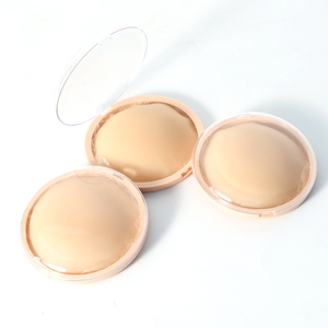 Autocollants <span class=keywords><strong>de</strong></span> poitrine <span class=keywords><strong>en</strong></span> silicone à la mode personnalisés <span class=keywords><strong>en</strong></span> usine Couvre-mamelons invisibles Prévenir l'exposition aux renflements Bretelles <span class=keywords><strong>de</strong></span> mariage - Product Image 2