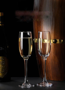 ขายส่งขลุ่ยแก้วใสยุโรป<span class=keywords><strong>ราคา</strong></span><span class=keywords><strong>ถูก</strong></span>สําหรับแชมเปญและไวน์แดงโรงแรมเชิงพาณิชย์บาร์ Goblet กระพริบแสงรูปลักษณ์แก้วหวาน - Product Image 6