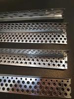 Profilé d'angle métallique GI en zinc galvanisé à trous diamantés pour système de plafond de décoration intérieure, 25x25mm, pour cloison sèche