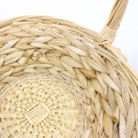 Panier à fleurs en osier, tressé, forme de plat, couleur primaire, fait à la main, créatif et décoratif