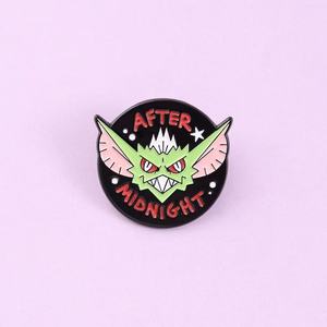 Al por mayor: Pines de metal de dibujos animados, Broches únicos de pequeños monstruos 'After Midnight', Lindos pines de metal de murciélago y monstruo de dibujos animados, Insignia de accesorio de metal - Product Image 2