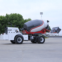 Camion bétonnière à chargement automatique mobile de bonne qualité de 3, 0 m3 pour le mélange de béton et de ciment Mini bétonnière à chargement automatique