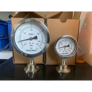 Manomètre Ashcroft 65 mm 100 Psi à diaphragme sanitaire pour produits bio-pharmaceutiques - Product Image 2