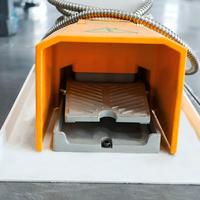 Presse plieuse hydraulique CNC avancée HARSLE pour le pliage de tôles de précision dans l'industrie automobile, aérospatiale et de la construction