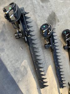 <span class=keywords><strong>Mini</strong></span> <span class=keywords><strong>pelle</strong></span> personnalisable Skid Loader Bucket Quick Hitch Ripper Râteau Palette Fourche Hydraulique Break Marteau Tarière Seau Inclinable - Product Image 5