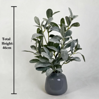 Plante artificielle élégante Dusty Miller en PE et tissu gris foncé brillant dans un vase à bourgeons pour la décoration intérieure