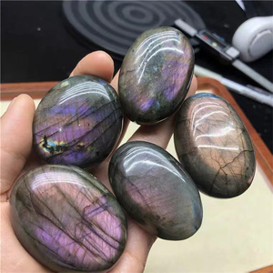 Piedra de Labradorita Púrpura Brillante, Cristal de Cuarzo Natural al por Mayor, Piedra de Palma para Relajar la Mente - Product Image 3