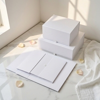 Boîte cadeau personnalisée en papier kraft, boîte magnétique pour cadeau d'anniversaire, emballage de mariage, transport