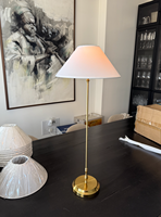 Lampe de Table et de Sol Sans Fil à Hauteur Réglable avec Lumière Chaude, Rechargeable et Culot E14, pour Décoration Extérieure de Cafés et Mariages