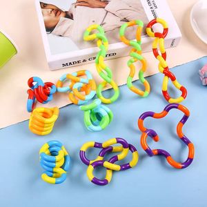 Jeu multicolore à torsion et à retournement en 18 sections, un masseur oculaire pour la concentration des enfants, et un <span class=keywords><strong>jouet</strong></span> anti-stress à enrouler pour la relaxation - Product Image 3