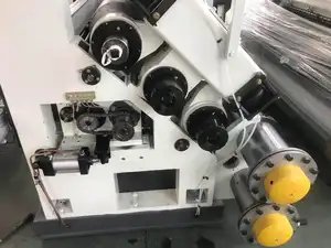 गत्ते का डिब्बा मशीनों बनाने पूरी तरह से स्वचालित एकल फेसर नालीदार गत्ता बनाने की मशीन