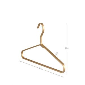Cintres en métal personnalisés en gros, antidérapants, en alliage d'aluminium doré, pour manteaux, costumes, chemises, vêtements et robes de mariée - Product Image 1