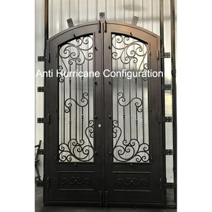 Porte d'entrée en fer forgé noir et or avec moulures décoratives, modèle Forever Iron Door, pour appartement et hôtel, catalogue PDF disponible - Product Image 4