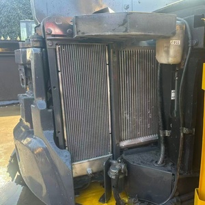 Excavatrice Komatsu PC55 PC55MR 5,5 tonnes d'occasion 100% d'origine du Japon avec pouce hydraulique et patins en caoutchouc, inégalée dans les espaces restreints - Product Image 6