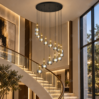 Lustre d'escalier moderne de luxe pour villa, escalier duplex, hall d'hôtel, foyer de luxe, éclat chaleureux, design élégant, intérieur